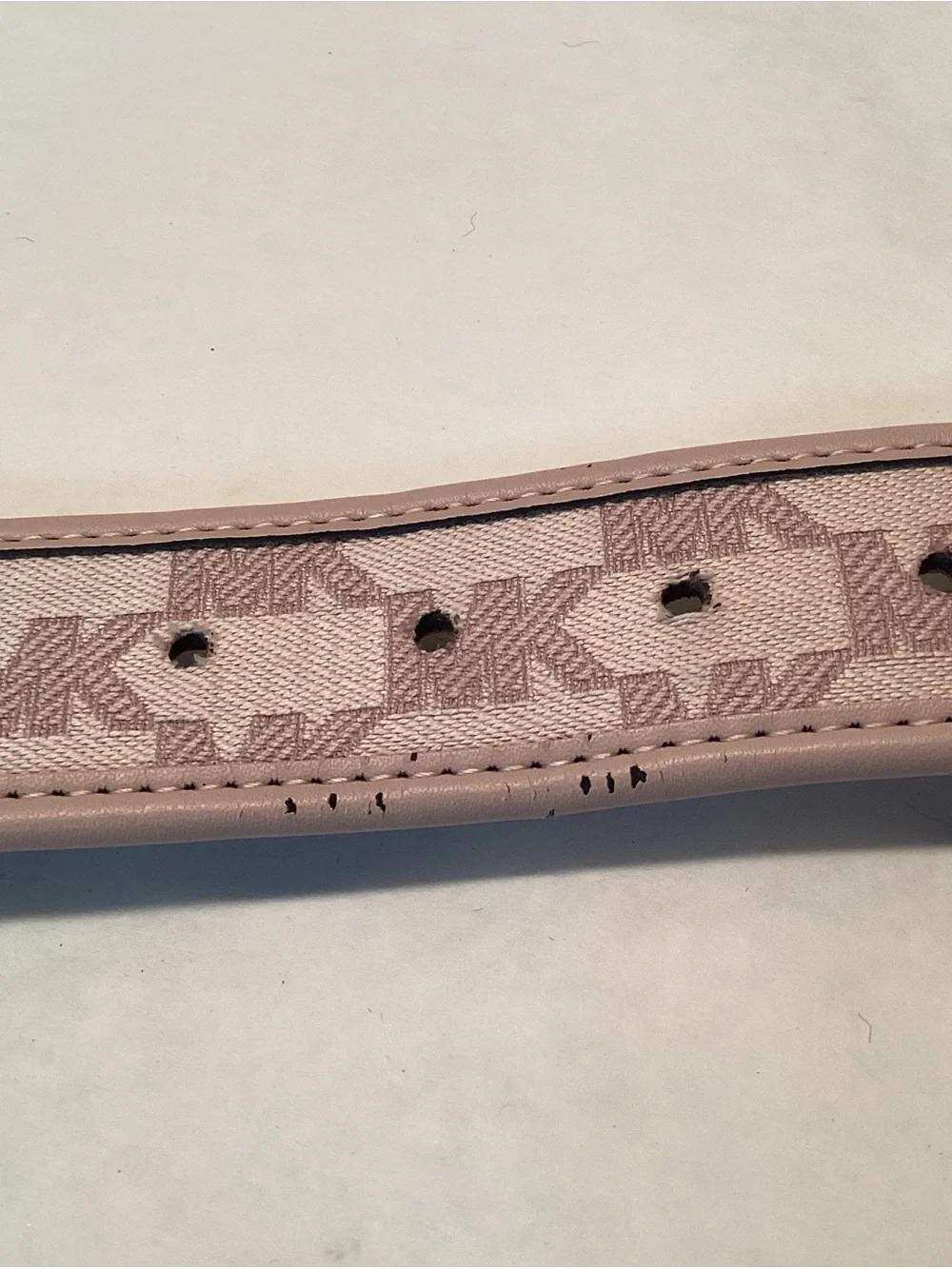 Michael Kors Belt Signature Pink Gold Buckle Small READ!!